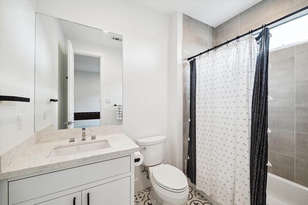 823 Aurora Street - Photo 15