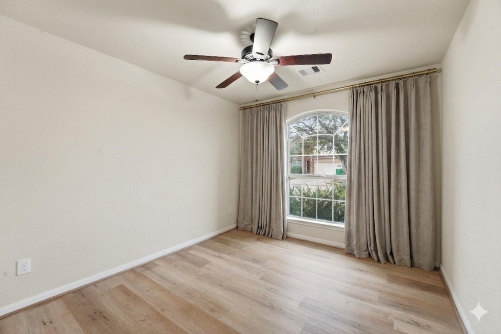 18751 Majestic Vista Lane - Photo 11
