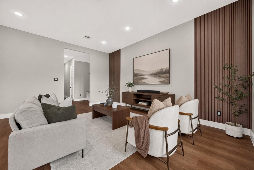703 Carol Lynn Drive - Photo 5