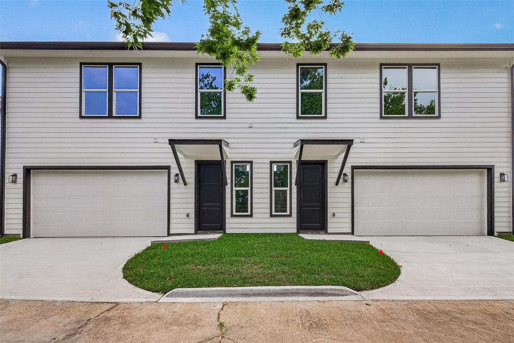 703 Carol Lynn Drive - Photo 1