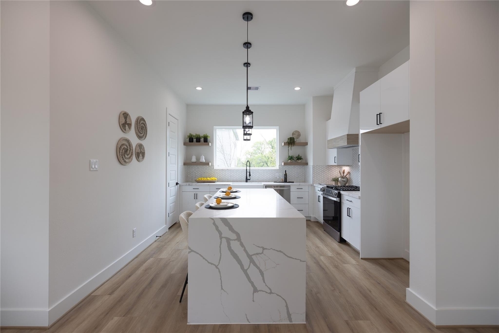 4008 Yellowstone Blvd - Photo 8