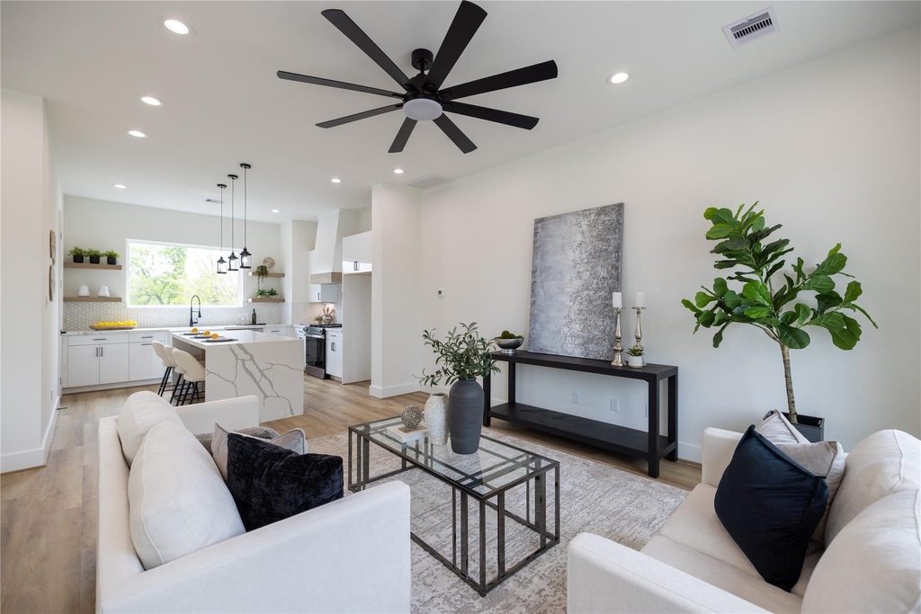 4008 Yellowstone Blvd - Photo 12