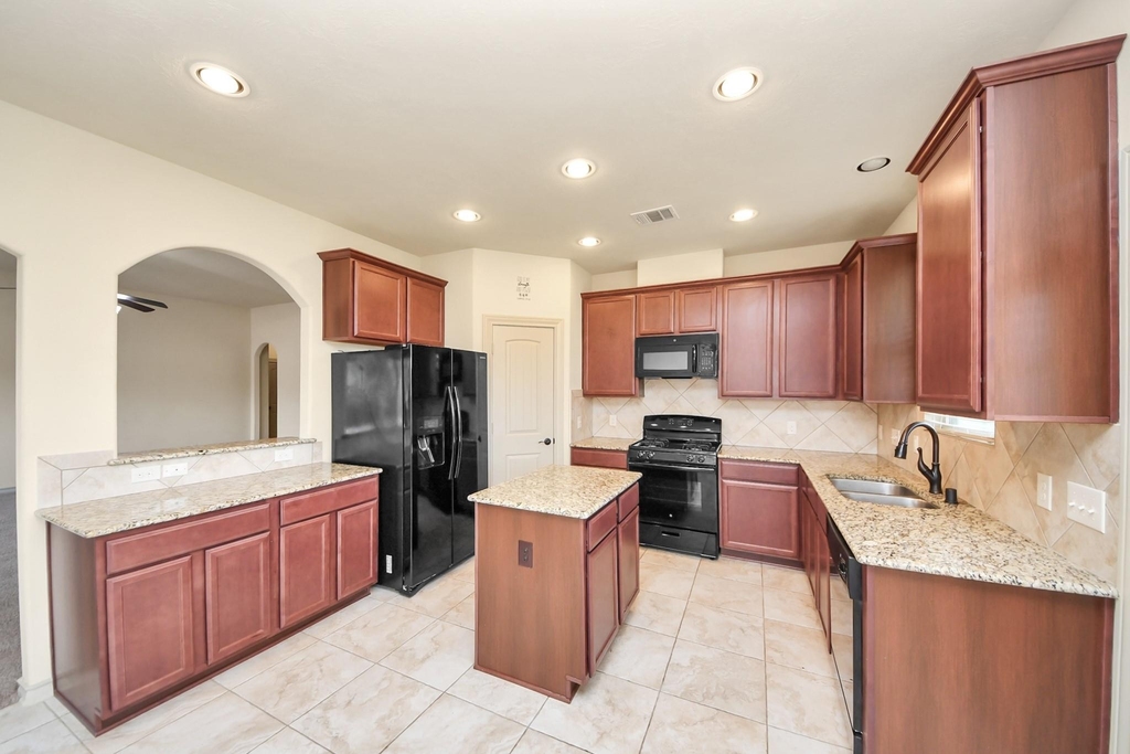 1902 Argos Drive - Photo 21