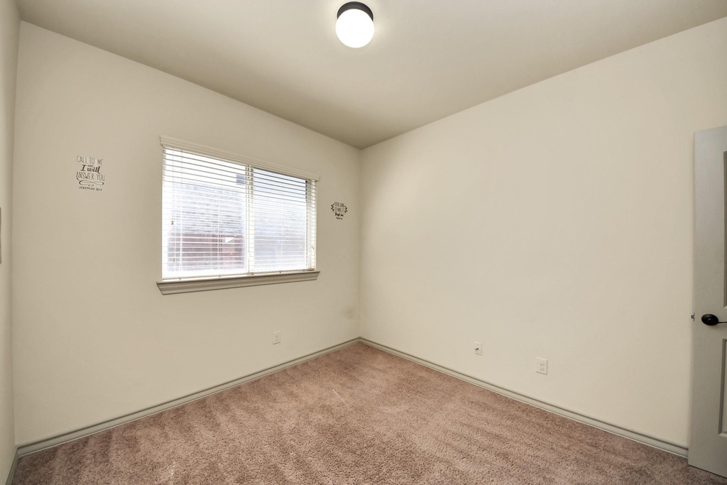 1902 Argos Drive - Photo 44