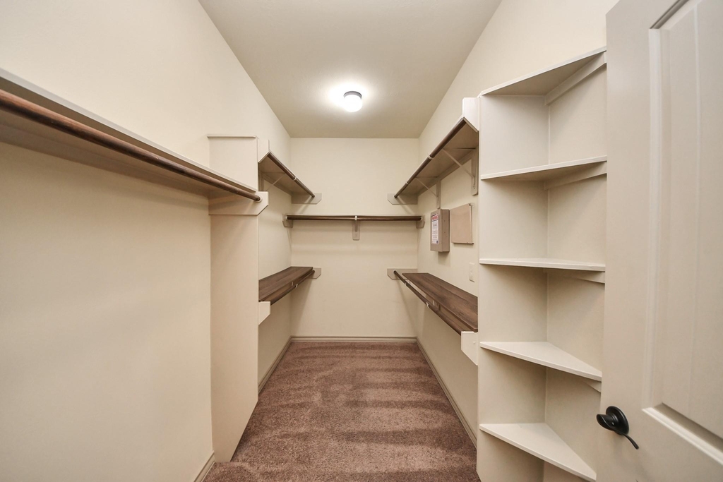 1902 Argos Drive - Photo 35