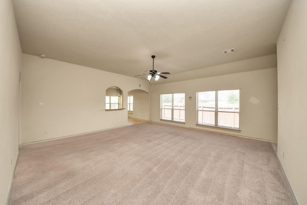 1902 Argos Drive - Photo 14
