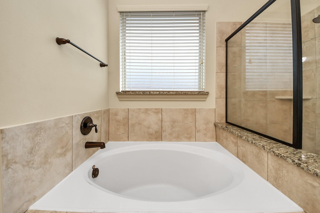 1902 Argos Drive - Photo 34