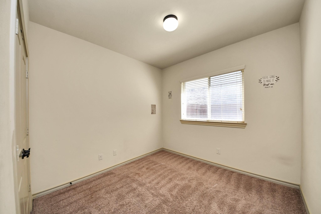 1902 Argos Drive - Photo 43