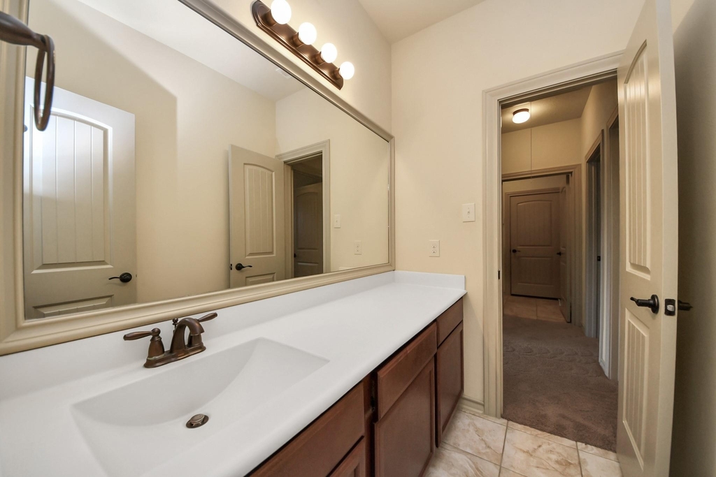 1902 Argos Drive - Photo 39