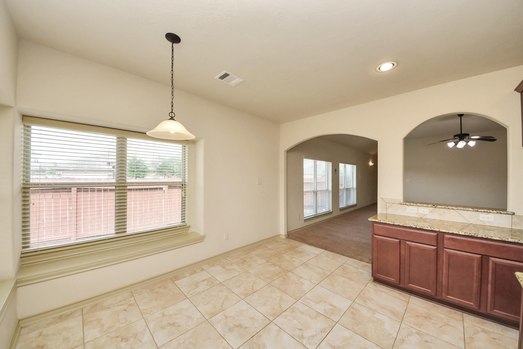 1902 Argos Drive - Photo 18