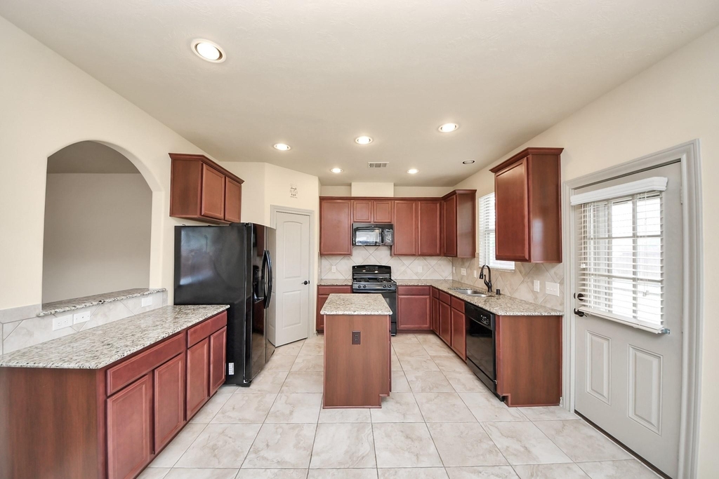 1902 Argos Drive - Photo 20