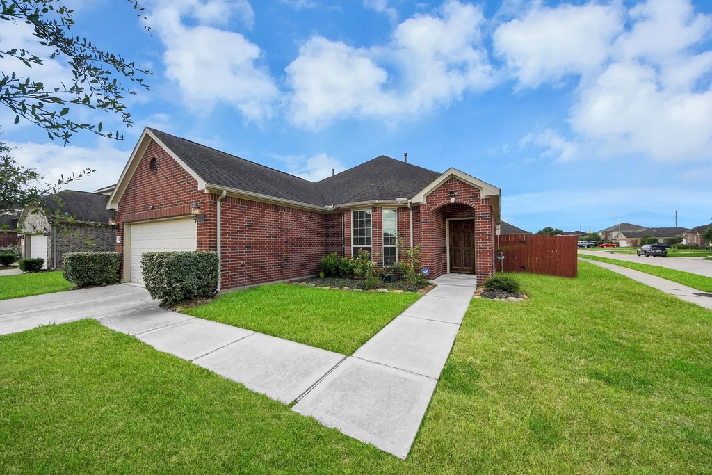 1902 Argos Drive - Photo 5