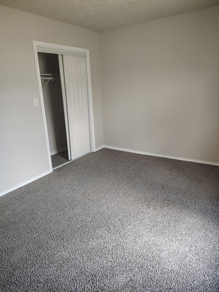 242 Bolden Street - Photo 14