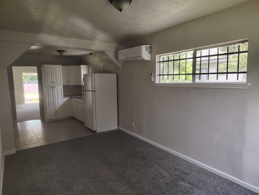 242 Bolden Street - Photo 6