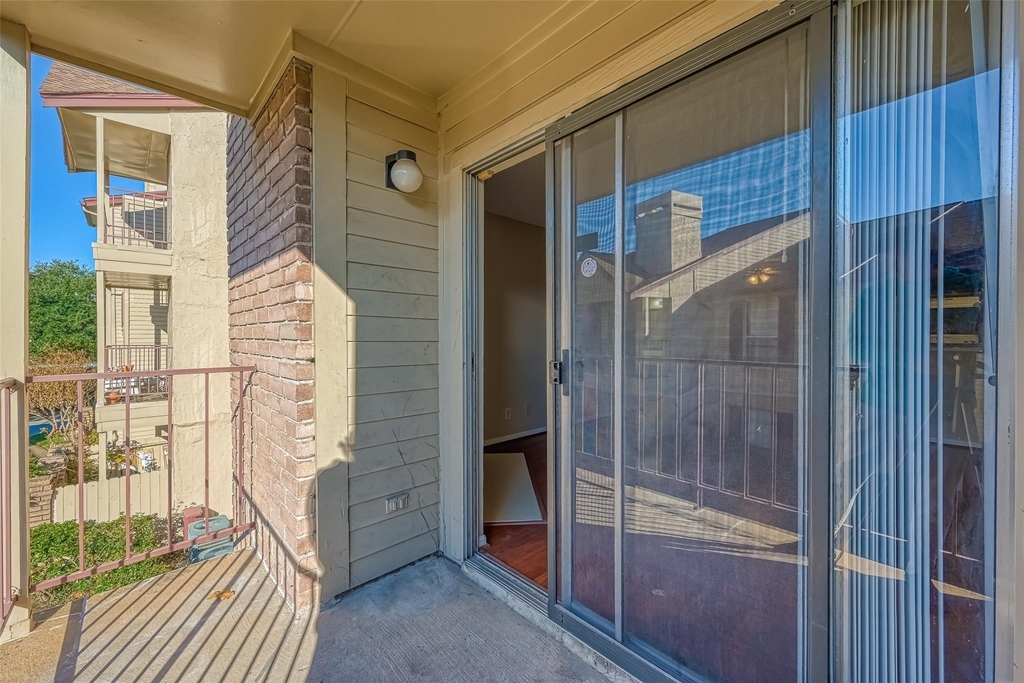 2120 El Paseo Street - Photo 13
