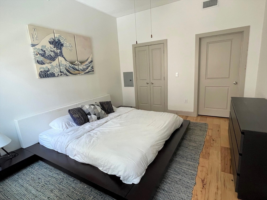 1901 Post Oak Boulevard - Photo 5