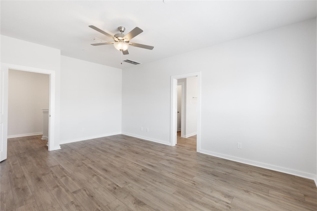 8104 Danson Lane - Photo 14