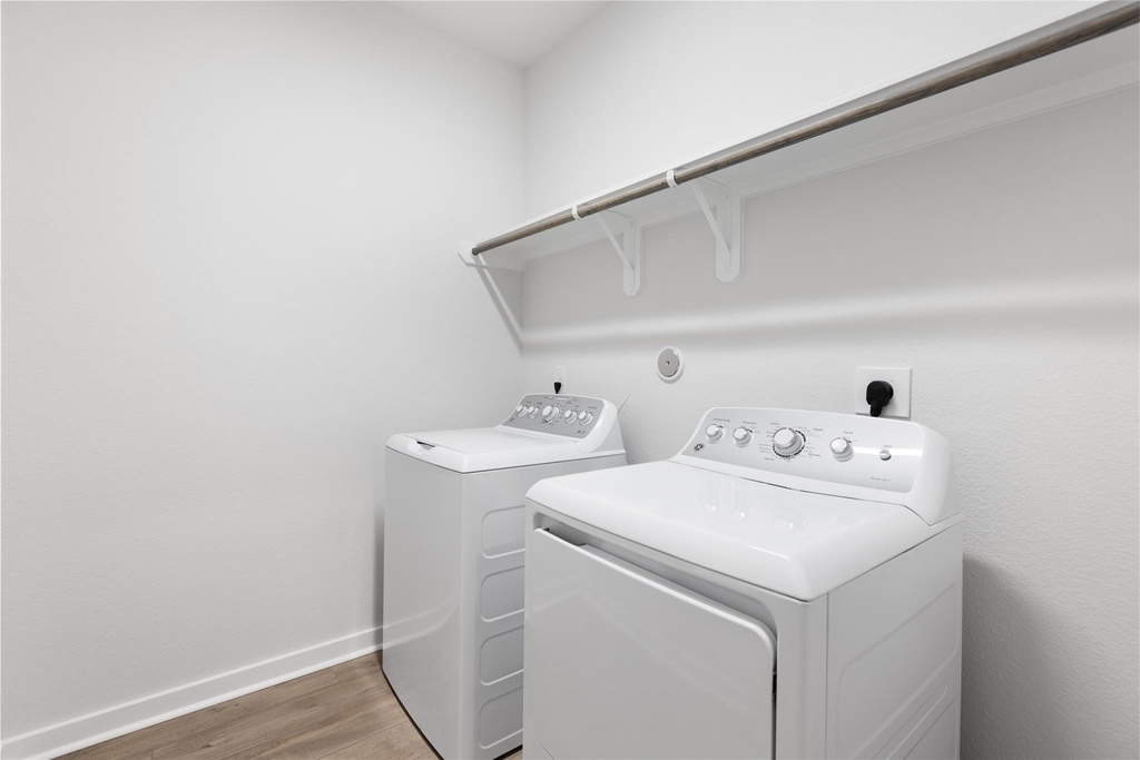 8104 Danson Lane - Photo 28