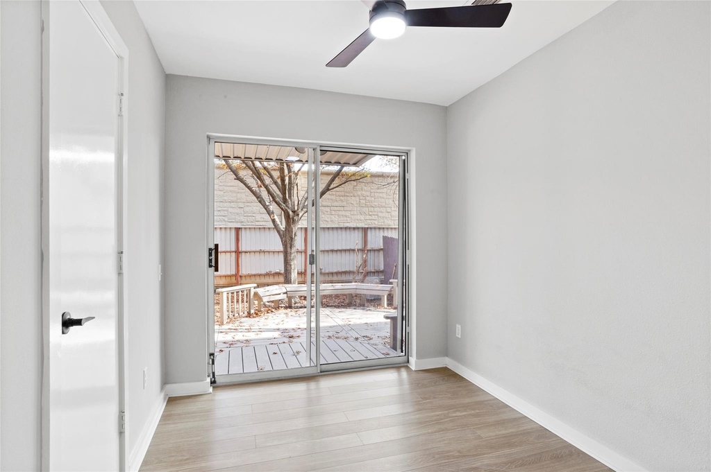 6933 Yellowstone Way Drive - Photo 7