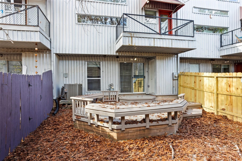6933 Yellowstone Way Drive - Photo 19