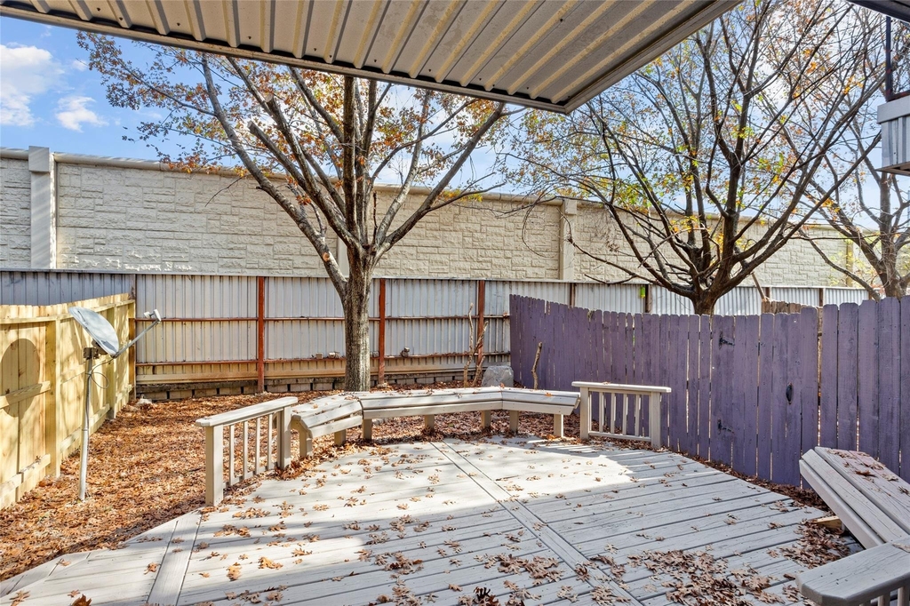 6933 Yellowstone Way Drive - Photo 18