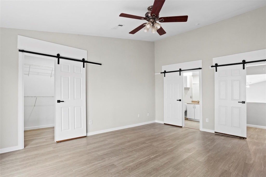 6933 Yellowstone Way Drive - Photo 11