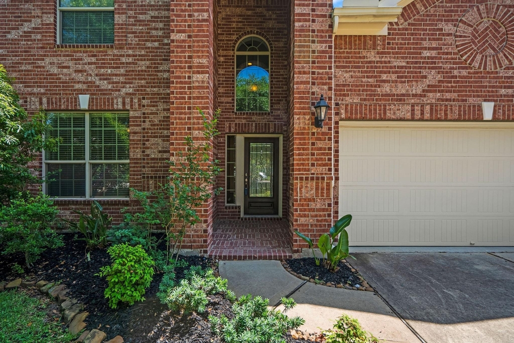 46 Black Swan Court - Photo 3