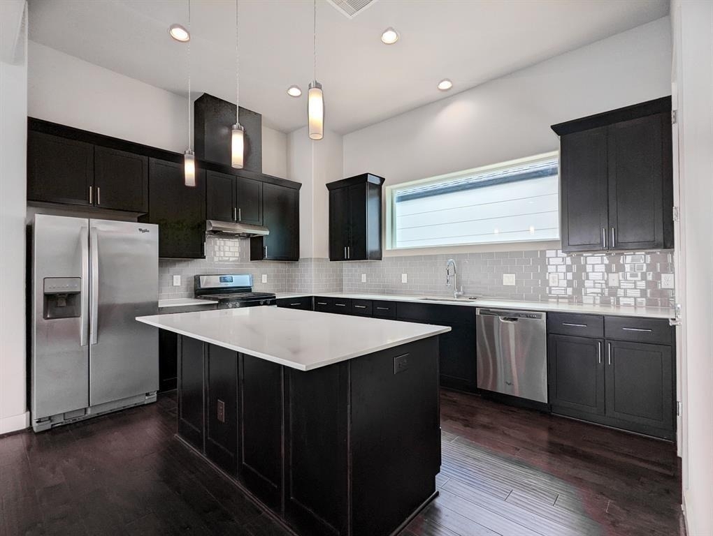 1140 W 24th Street - Photo 1