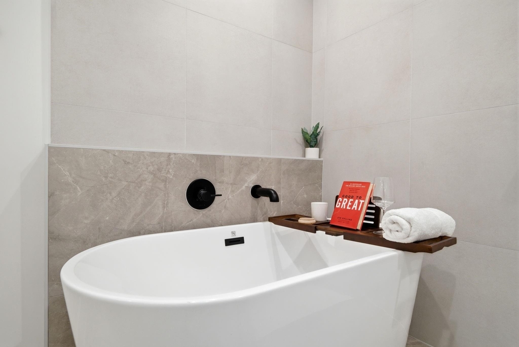 1607 Barbee Street - Photo 11
