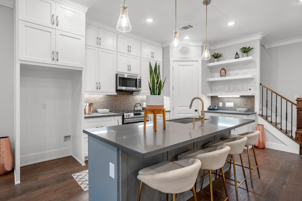 314 N Stiles Street - Photo 5