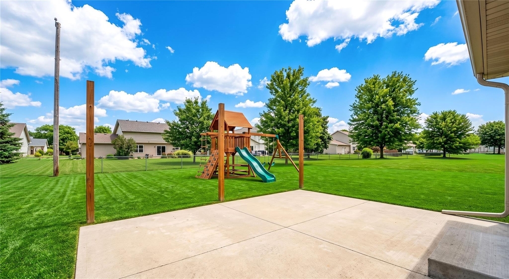 9922 Carmalee Street - Photo 42
