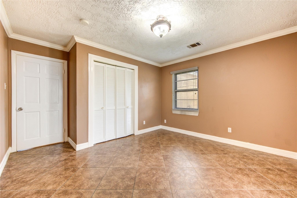 9922 Carmalee Street - Photo 31