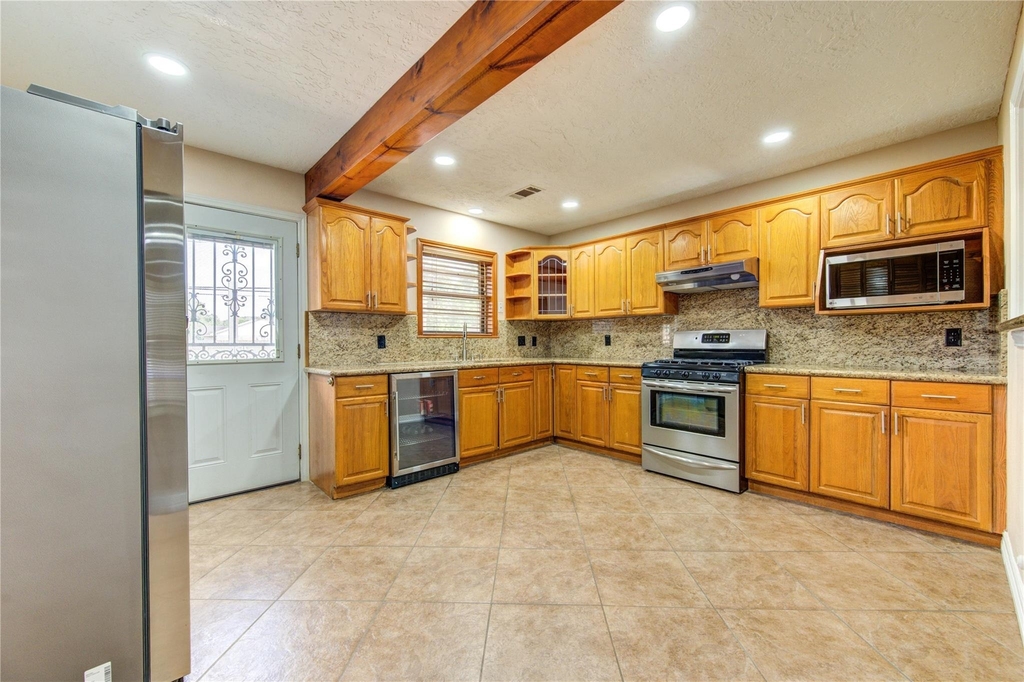 9922 Carmalee Street - Photo 26