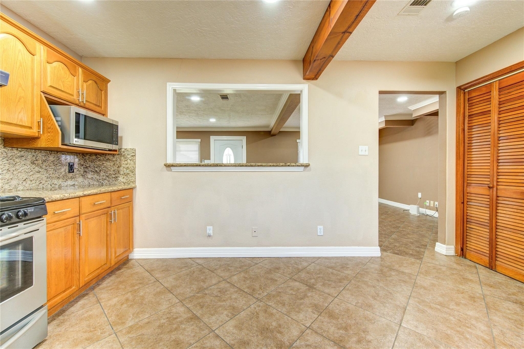 9922 Carmalee Street - Photo 21
