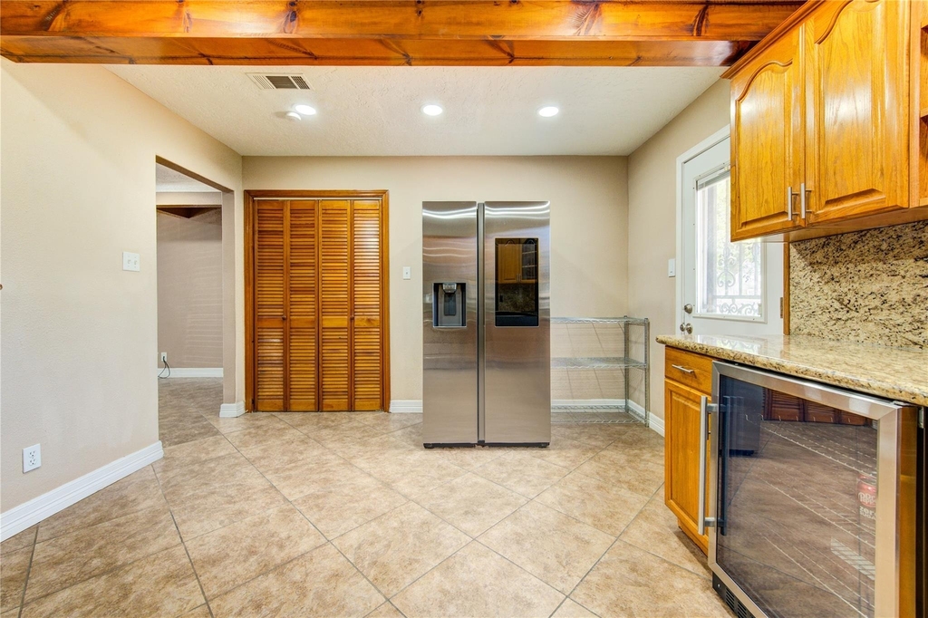 9922 Carmalee Street - Photo 18