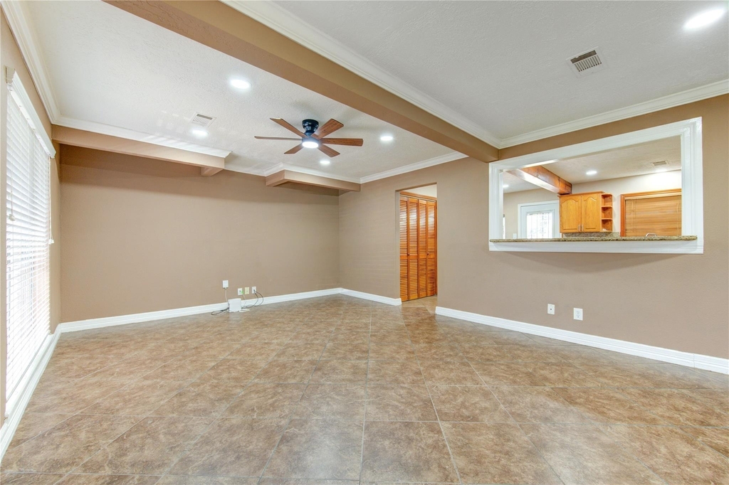 9922 Carmalee Street - Photo 9