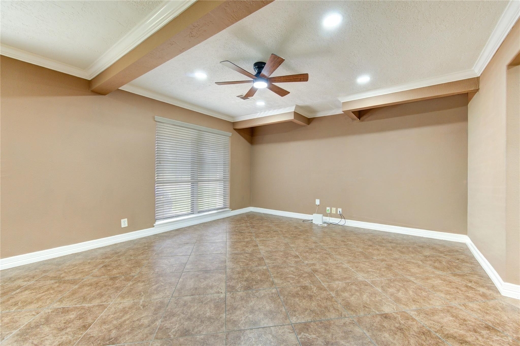 9922 Carmalee Street - Photo 8