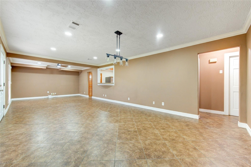 9922 Carmalee Street - Photo 13