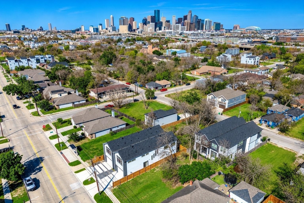 3411 Mcgowen Street - Photo 37