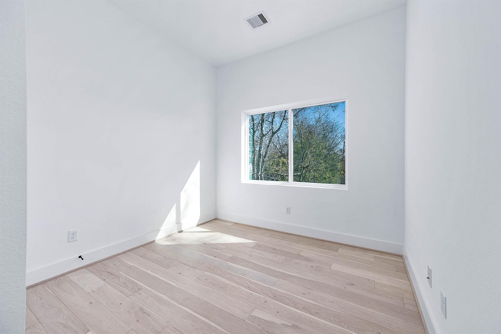 3411 Mcgowen Street - Photo 30