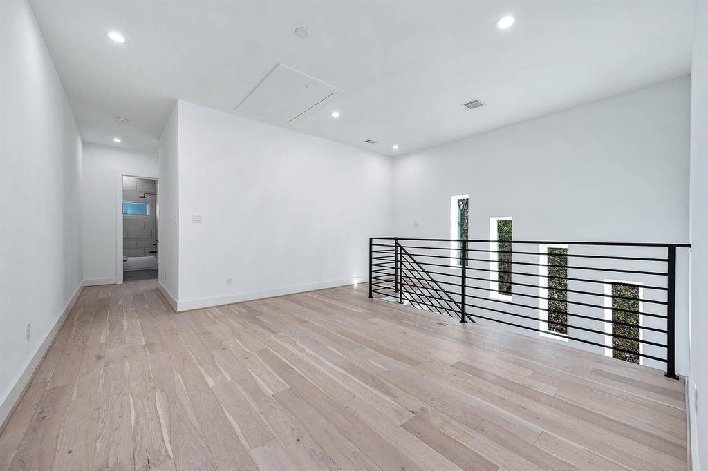 3411 Mcgowen Street - Photo 20