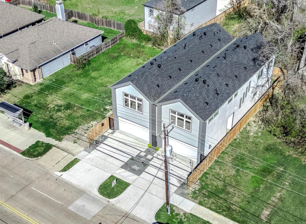 3411 Mcgowen Street - Photo 2
