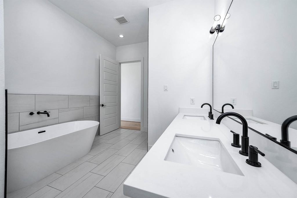 3411 Mcgowen Street - Photo 25