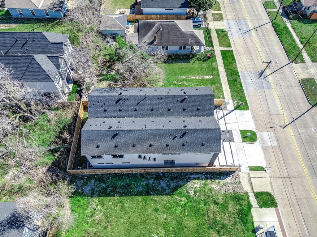 3411 Mcgowen Street - Photo 34