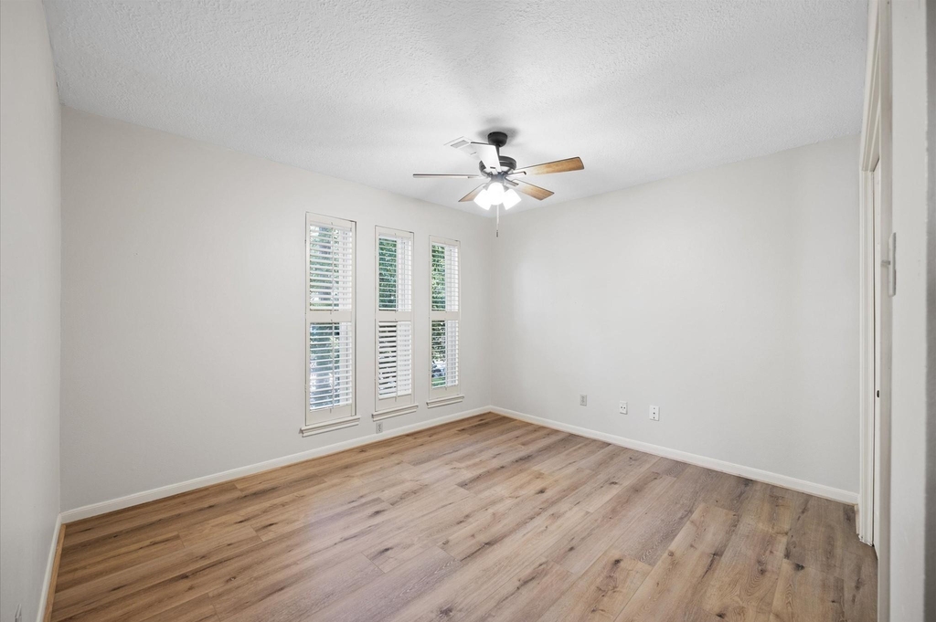 12119 Auburn Hills Drive - Photo 23
