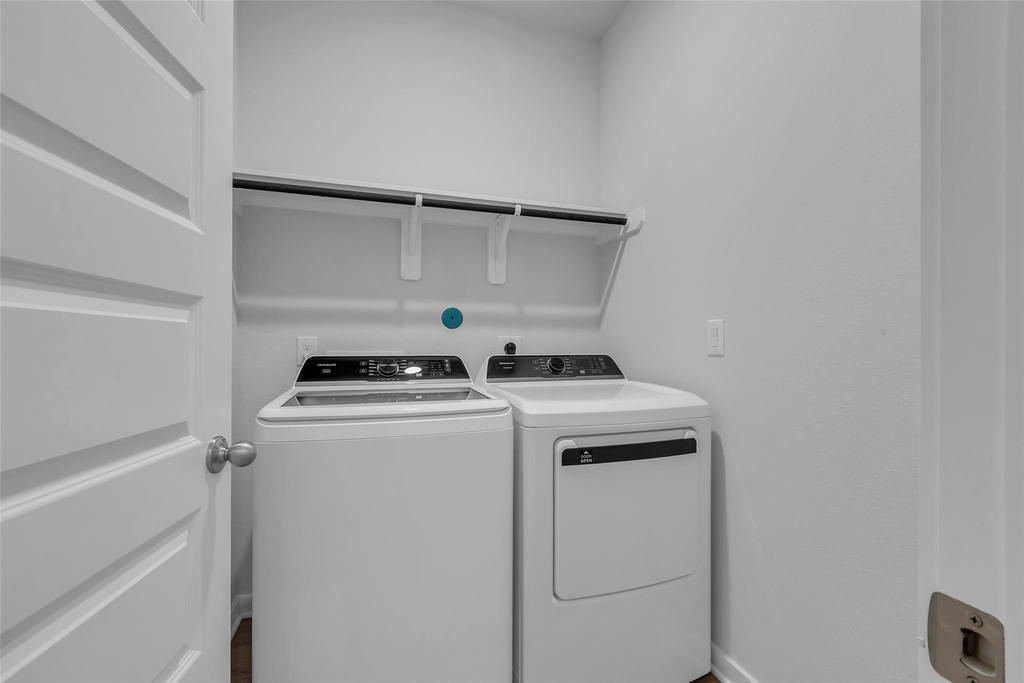 8442 Sweet Cherry Lane - Photo 9