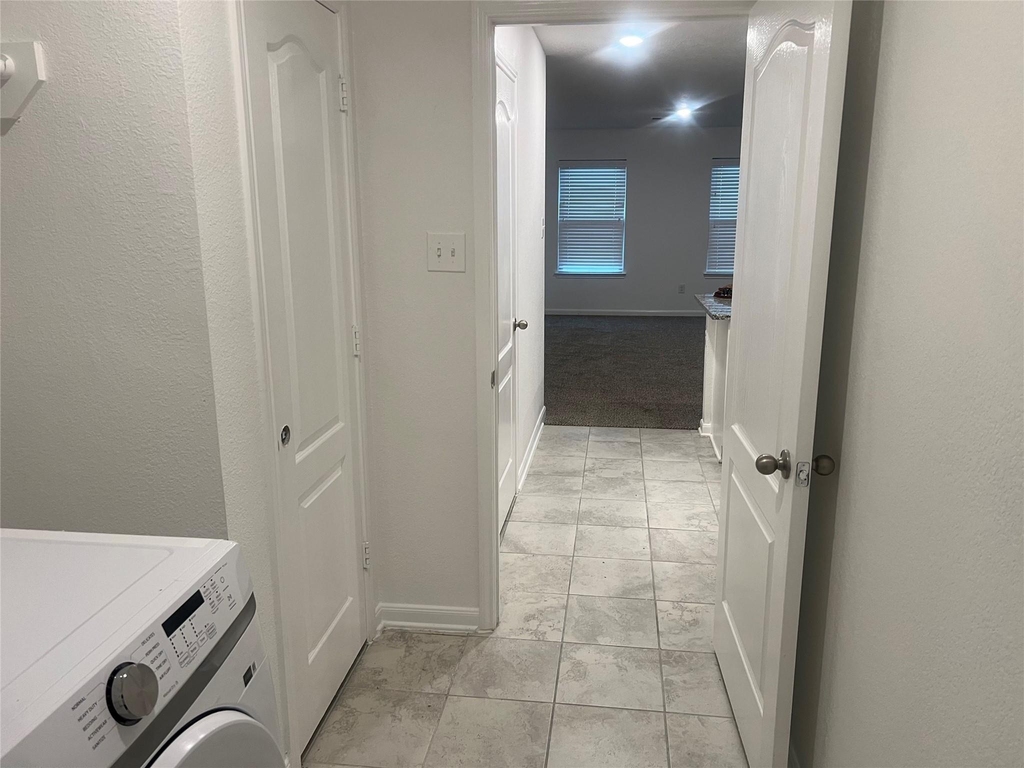 2524 Bryan Park Lane - Photo 9