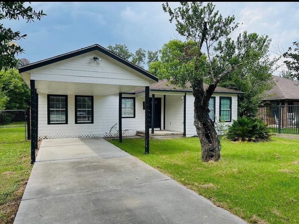 8137 Wetherby Lane - Photo 0