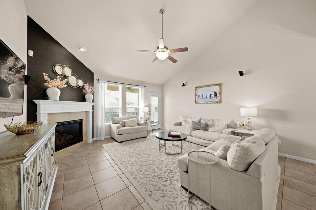 9957 Spring Rock Lane - Photo 5