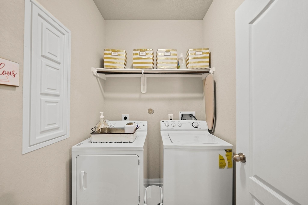 9957 Spring Rock Lane - Photo 7